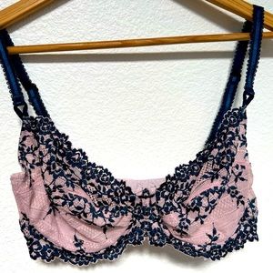 WACOAL EMBRACE LACE UNDERWIRE FLORAL UNLINED 34D BRA